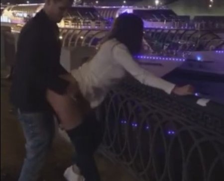 Секс с незнакомцем от шлюх из соцсетей Саши Травки и Насти Рыбки Секс с незнакомцем от шлюх из соцсетей Саши Травки и Насти Рыбки