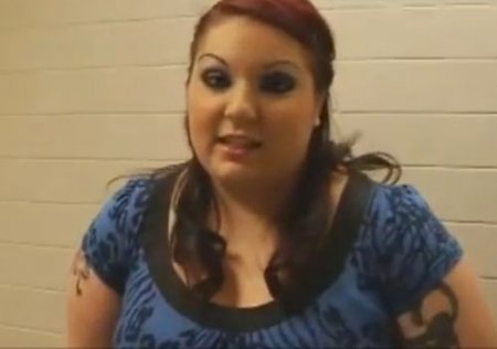 Запертая в туалете толстушка случайно попала на BBW порно кастинг Запертая в туалете толстушка случайно попала на BBW порно кастинг