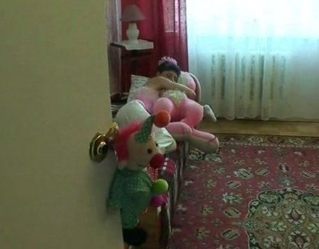 В комнате спящей девушки произошло реальное домашнее секс событие В комнате спящей девушки произошло реальное домашнее секс событие