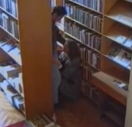 Советский групповой ретро-секс в библиотеке во времена СССР Советский групповой ретро-секс в библиотеке во времена СССР