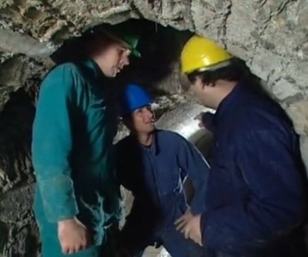 Грязные мужчины на работе: из жизни сантехников - кино-порно Грязные мужчины на работе: из жизни сантехников - кино-порно