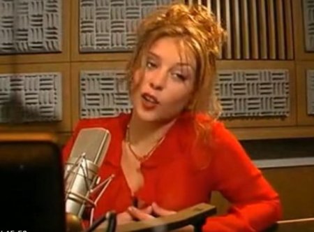 Двойной секс рыжей ведущей радио за кулисами радиоэфира Двойной секс рыжей ведущей радио за кулисами радиоэфира