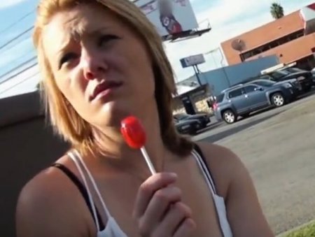 Развел незнакомку на секс и от 1-ого лица трахнул ее щетинистую киску Развел незнакомку на секс и от 1-ого лица трахнул ее щетинистую киску